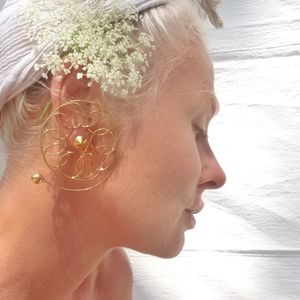 Spiral wire hoop gold brass earrings new